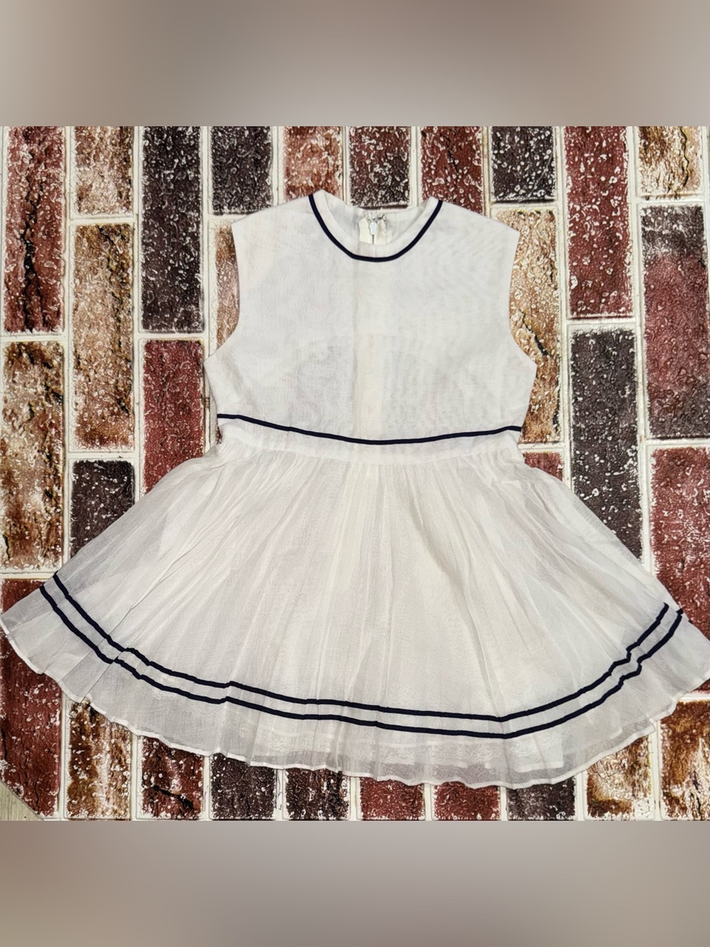 🇺🇸 Vintage white cotton voile dress navy blue trim Girls size 5 21” sth